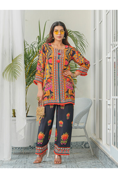 DW By Styli Women Printed Round Neck Tunic and Trousers Co-Ords