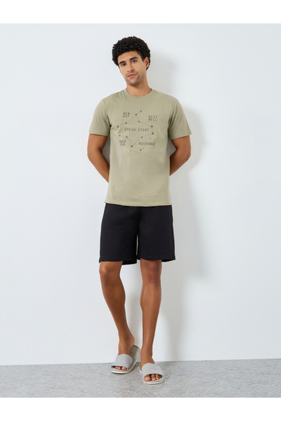 Styli Men Printed Knit T-Shirt and Shorts Set