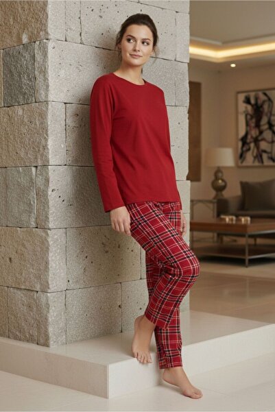 Niltu Women's Red Plaid Pajama Set - Stretchable Fabric