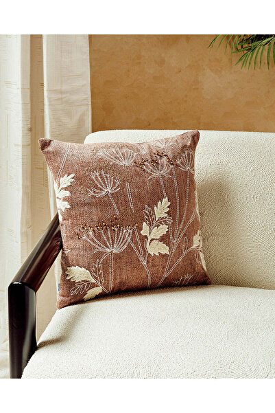 REDTAG وسادة جاكار بنية اللون بنقوش نباتية