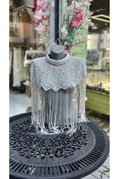 ŞEHRAZAT BUTİK Tasarım Elişi İşleme Gümüş Pelerin