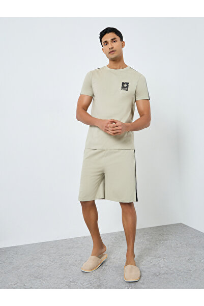 Styli Men Grey Short Sleeve T-Shirt and Shorts Pyjama Set