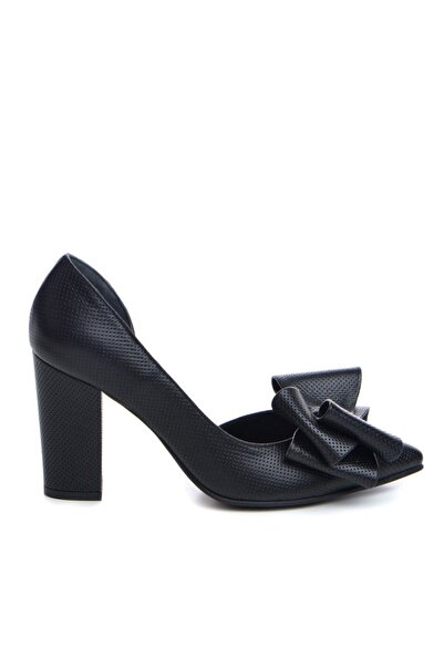 The 5th Element Black leather high heel shoes with bow Cut