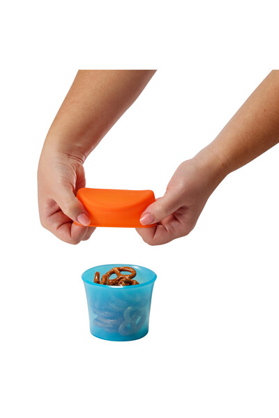 Boon , Set 2 caserole cu 2 capace de silicon, Snug snack, ideal pentru pachet...