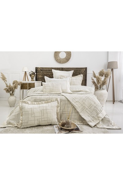 Calantha Home Collection طقم زينة زواج ميجان مكون من 8 قطع إكرو 240 × 260 سم ...
