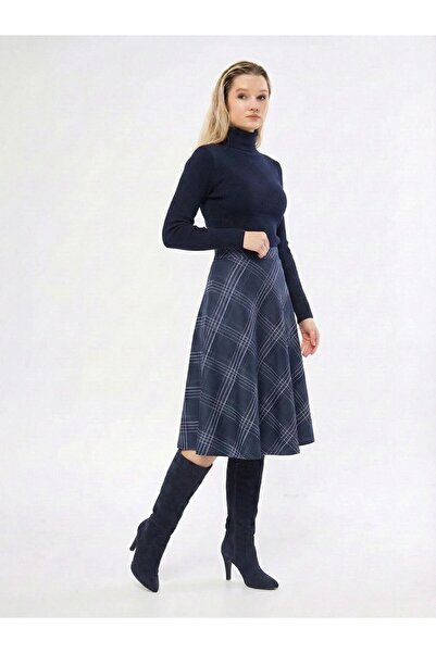 TrendParis الأناقة الكلاسيكية: تنورة ميدي منقوشة بخصر مرتفع وقصة واسعة