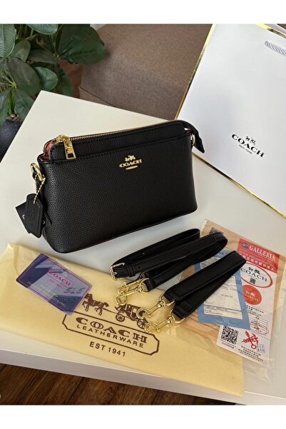 GGGG Bags with their accessories