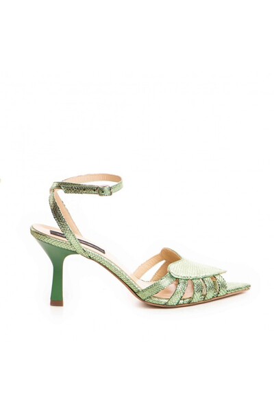 The 5th Element Women's sandals made of genuine leather Olive Heart