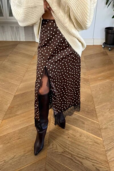 NO BRAND Yırtmaçlı Dantelli Saten Etek