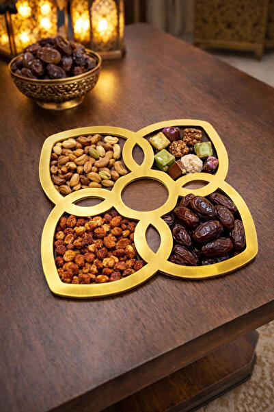 MUSK STORE Thin Square Wooden Presentation Plate – Nuts and Sweetness (22×22 cm)