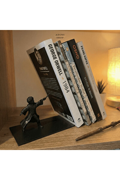 HNR34 Decorative Book Holder & Book Support with Harry Potter Figure