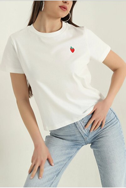 EAS GİYİM تي شيرت مطرز برقبة دائرية