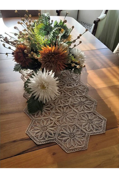 Tilda BSC. & Home Fransız Dantel Detaylı Tek Runner, Masa Üzerine Runner, Mas...