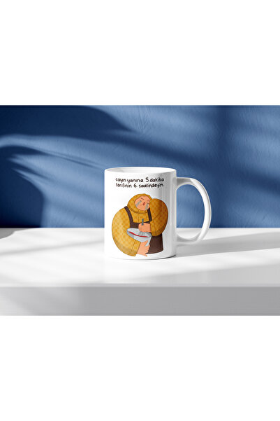 Cuarza Ağlayan Aşçı İllüstrasyonlu Kupa Bardak - Yemek Yapmayı Sevene Esprili...