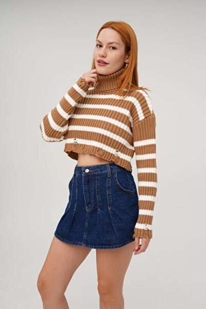 Lustrin Women's Sweater 6505 Camel