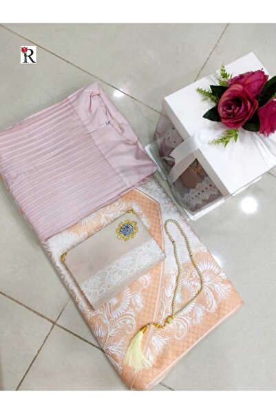 Gerenic بكس نساي طقم صلاه سجاد مبطن+شرشف قطن مكسر +مصحف +سبحه +باقه ورد