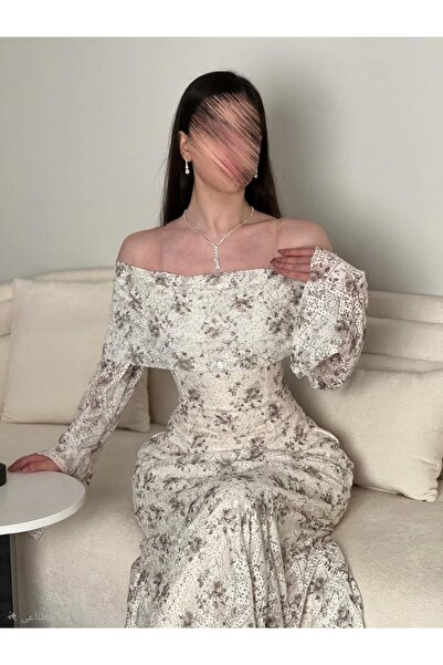 TARFA This satin combines classic elegance with modern appeal, expertly craft...