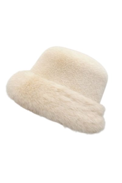stravis Plush White Heart Hat