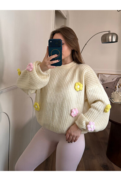 FERZOLAİO Floral Ecru Knit Sweater