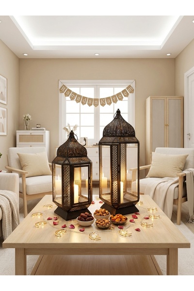 Living Set of 2 lanterns with an Eastern Islamic design