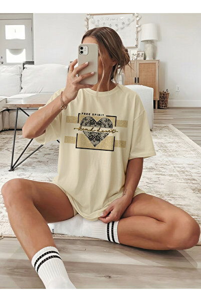 caddekombin Detaliu inimă din dantelă pentru femei cu imprimeu Bej tricou