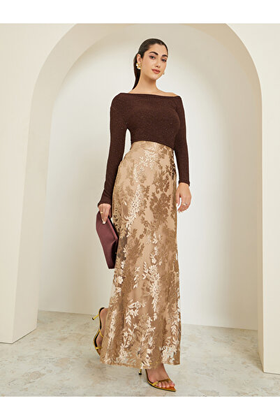 Styli Women Gold Lace Pencil Maxi Skirt