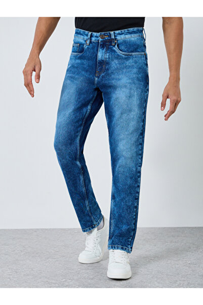 Styli Men Blue Tapered Fit Washed Jeans