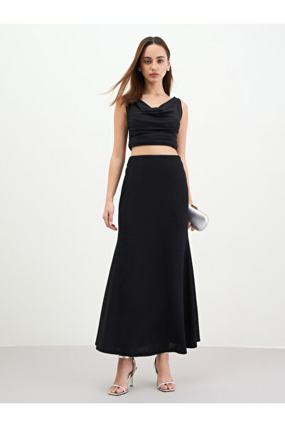 Styli Women Black Textured Maxi Skirt
