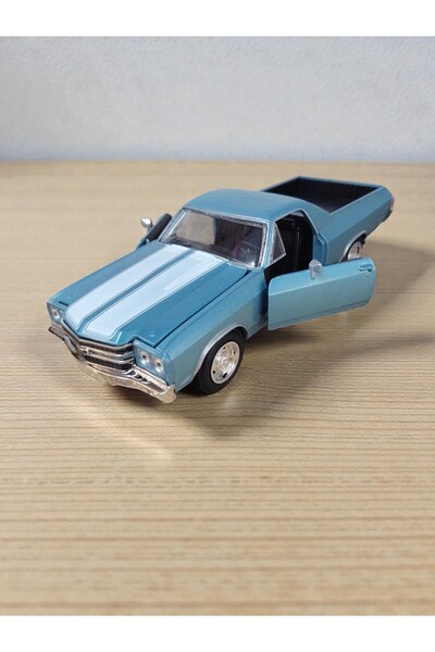 Sunman Collectible 1:25 Classic American Cars 1962 Chevrolet Impala Ss