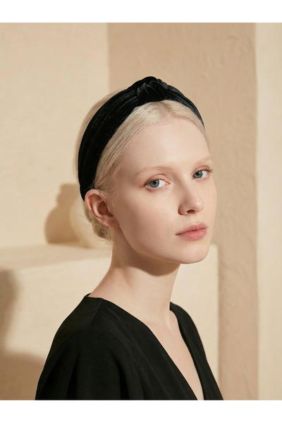 MegssStore Siyah Kadife Düğümlü Taç