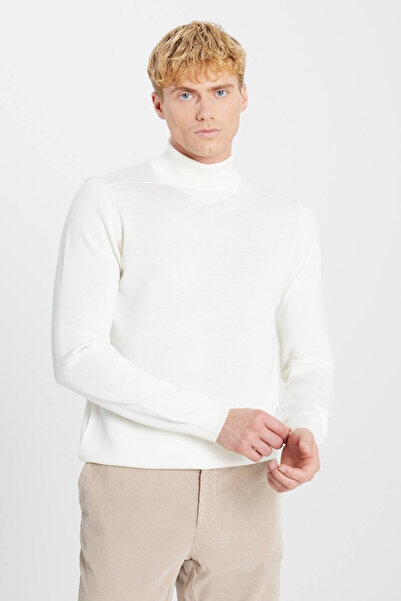 ALTINYILDIZ CLASSICS Men's Ecru