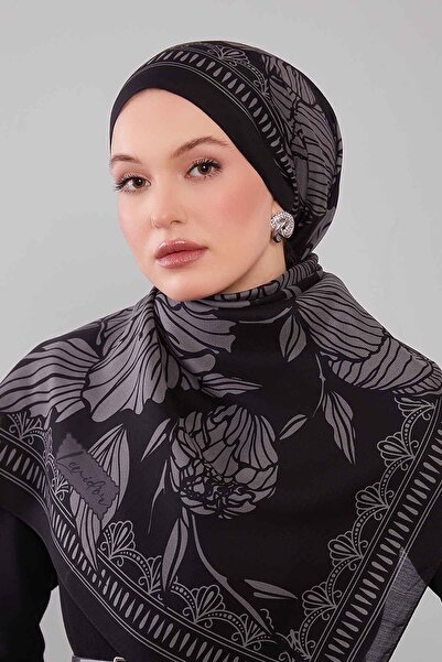 Levidor Black-Grey Floral Patterned Wool Silk Shawl