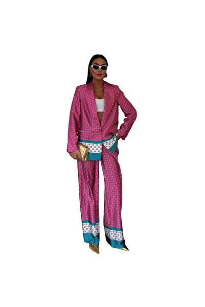 Sobe Costum elegant din satin Waterway