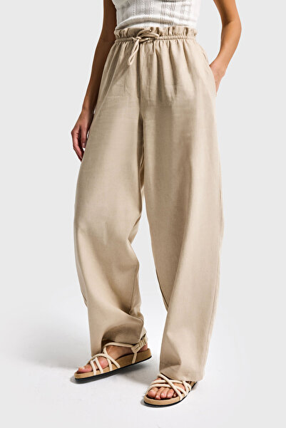 it's basic Pantaloni de damă, culoare bej, s6-57, confortabili, din țesătură ...