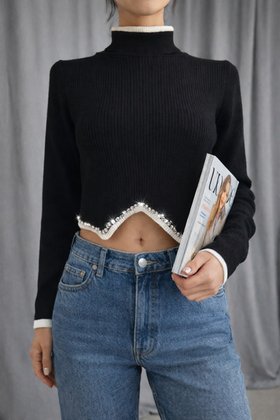 NİLZA Black Stone Turtleneck Knitwear Crop Sweater