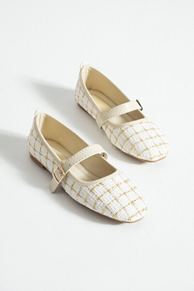 Samira Women's Buckle-Strap Mary Jane Flats – Flat Sole, Classic & Stylish Ca...