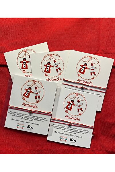 BAE ATOLYE 5 قطع من بطاقات مارتينيكا الذهبية على شكل قلب وحبل أحمر كهدية