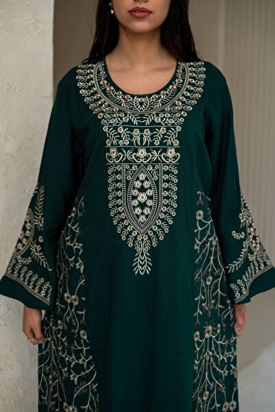 AFandina Luxurious embroidered jalabiya with elegant royal details SM-73