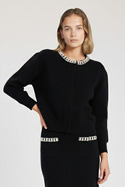 Triko Mısırlı Siyah Yakası Taş İşlemeli Kadın Hırka