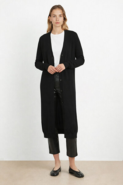 Triko Mısırlı Siyah Boydan Düğmeli Uzun Kadın Hırka