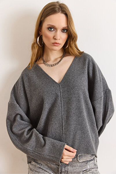 Olalook Γυναικεία γκρι μπλούζα με λαιμόκοψη V και λεπτομέρεια ραφής, ντραπέ σ...