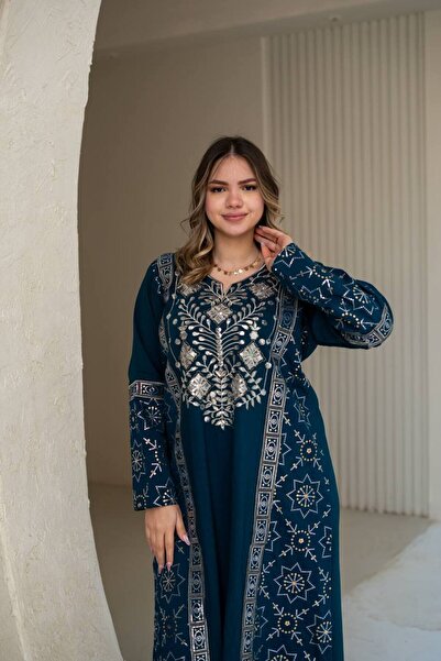 AFandina جلابية تطريز فاخر بتفاصيل ملكية راقية SM -74