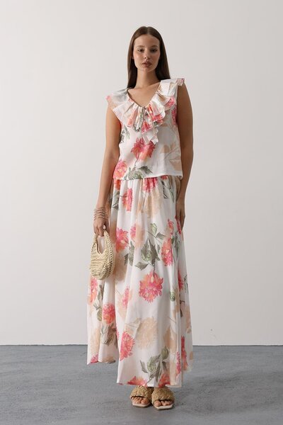 Trend Alaçatı Stili Women's Pink Floral Pattern Ruffle Collar Blouse Vs00647