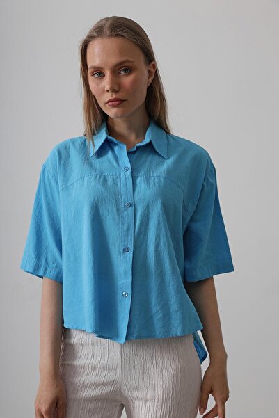 Trend Alaçatı Stili Women's Turquoise Half Sleeve Shirt Vs00566
