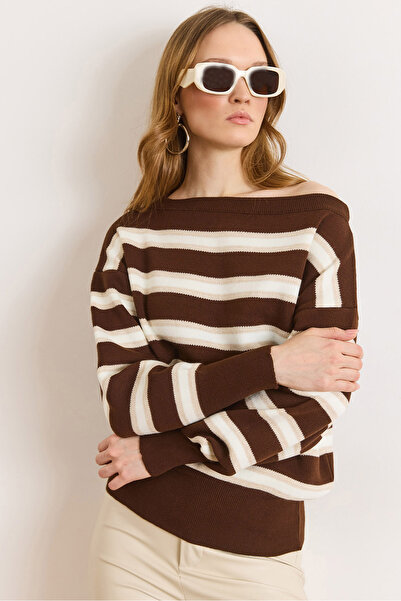 Olalook Women's Brown Boat Neck Striped Knitwear Sweater Kzk-19001141