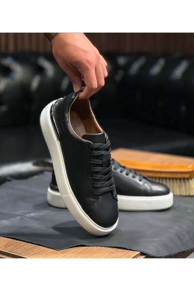 Avni Ceylan Δερμάτινο sneaker με λεπτομέρεια από αγκράφα