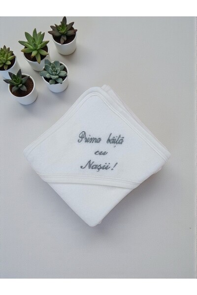 GabrielleBebe Primul prosop de baie cu nași brodați, culoare personalizată