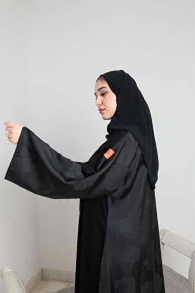 afafiabaya Black abaya with luxurious floral patterns