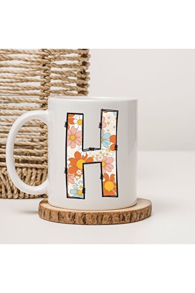 kubdekor Letter H Floral Printed Mug