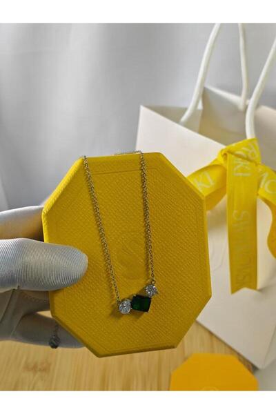 Generic Chain with pendant